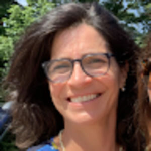 Meet your Posher, Julia